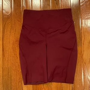 Lululemon maroon biker shorts
